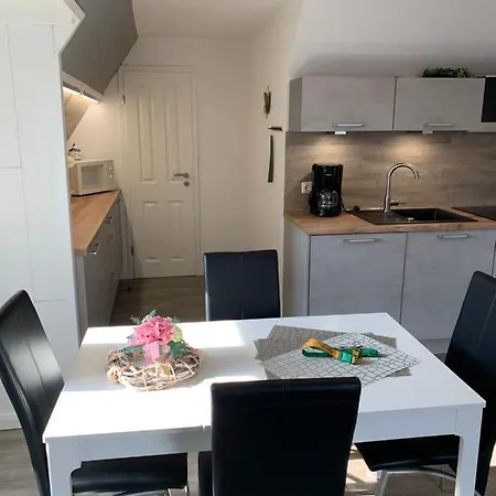 아파트 Haus Andrea -wohnung Oben *